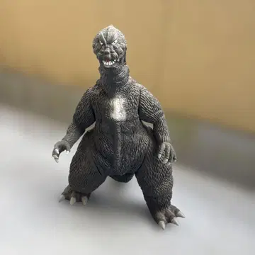 고질라 피규어