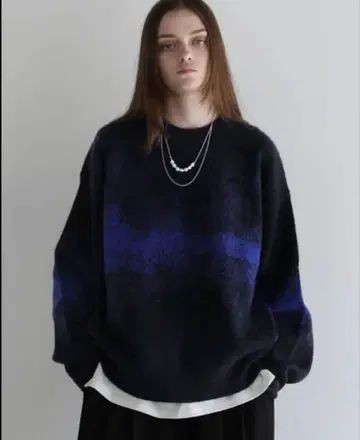 SOCCE 스웨터 니트 모헤어 라이크 크루즈 실루엣 그라데이션 니트