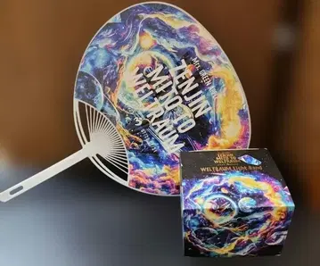 Mrs. GREEN APPLE WELTRAUM Light Band와 부채