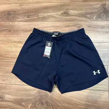 언더아머 숏팬츠 L 사이즈 네이비