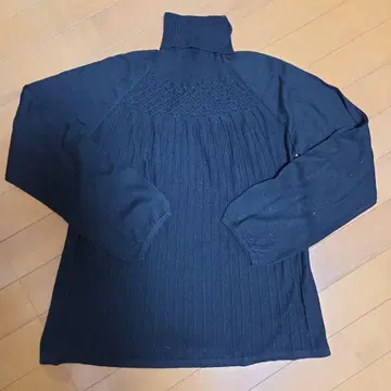 새상품급 marie claire forum 터틀넥