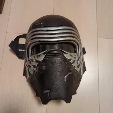 보이스 체인저 부착! 카이로 렌 마스크