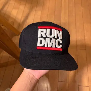 RUN DMC 캡 블랙