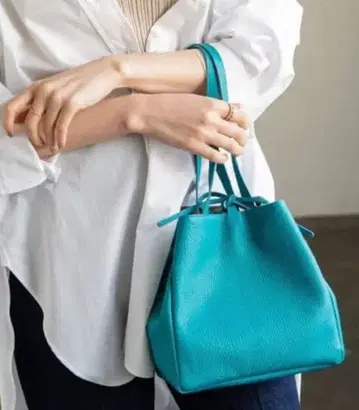 ch!iii 터콰이즈 백