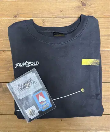 새상품급 SixTONES YOUNG OLD 투어 트레이닝복&스티커