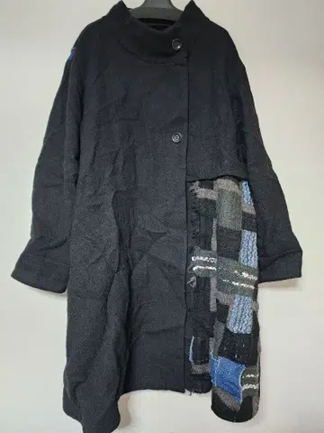 새상품급 센소유니코 지우 코트