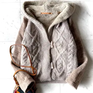 새상품급 개럴개런트 보아 안감 울 알파카 니트 후드티 베이지