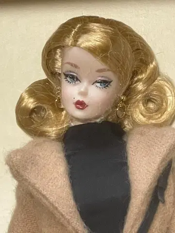 BFMC [ 카멜 트렌치 코트 바비 ] 바비