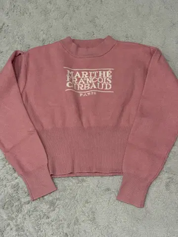 마리떼 프랑소와 저르보 니트