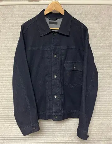 UNIQLO 데님 자켓 1st 모델