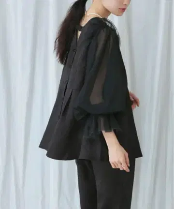 RUIRUE BOUTIQUE 자카드 턱 플레어 탑 테이퍼드 팬츠