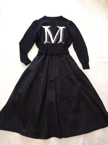 니트 롱 원피스 도킹 빅 로고 스트레치 이소재