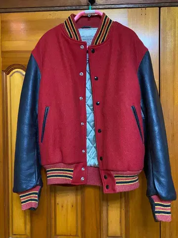 울 가죽 바시티 자켓 빨검