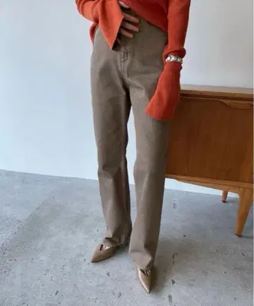 미사용 새상품급 CLANE 컬러 다이 부츠컷 데님