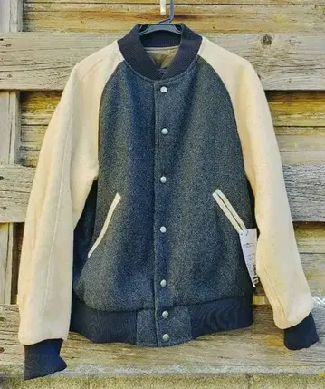 워크맨 멜톤 표주박 퀼트 리버서블 바시티 자켓