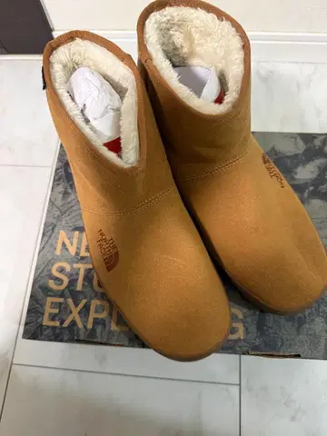 The North Face 브라운 어그 부츠