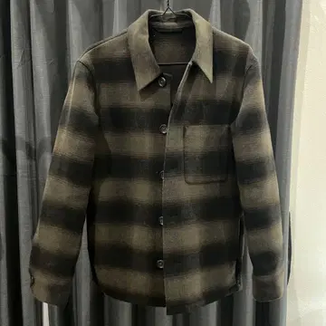 UNIQLO 브라운 체크 자켓