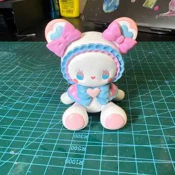 트레토이 EMMA 비경의 숲 다회 시리즈 Pink 피규어