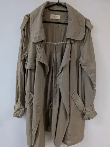 Ungrid 베이지 트렌치코트