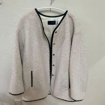 쉽스 보아 코트