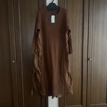 SCOTCLUB 백 티어드 니트 원피스