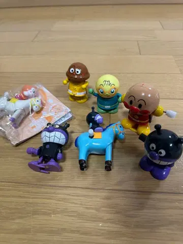 호빵맨 태엽 가챠가챠