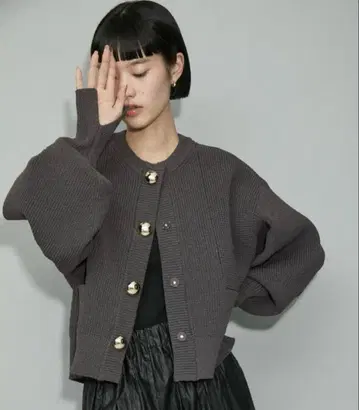 [ WEB 한정판 ] [ 지속가능성 ] BIG 버튼 니트 가디건