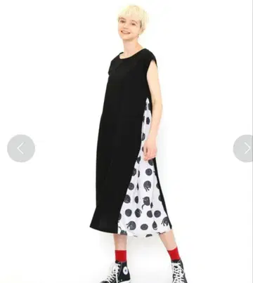 graniph 인기 완판 고양이 슬리핑캣 도트 개더 원피스