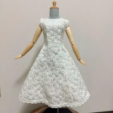 화이트 플라워 레이스 드레스 SD.SDGr 사이즈 1/3 사이즈