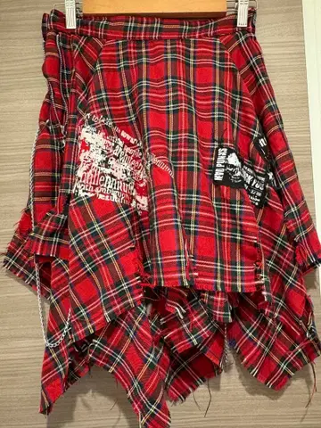 머드펑크 MADPUNKS 체크 스컬 스커트