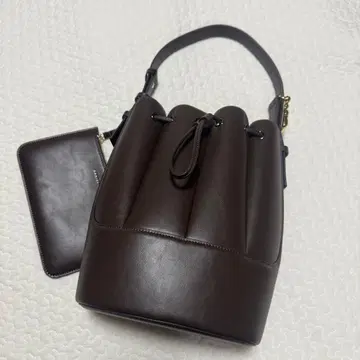 다니엘 웰링턴 토트백