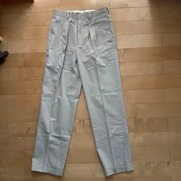 L.L.Bean 베이지 플리츠 치노 팬츠