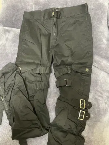 THICC 블랙 카고 팬츠