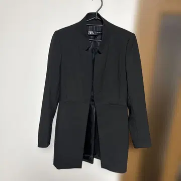 ZARA 테일러드 자켓 블랙 S 사이즈