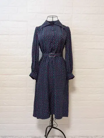 구제 의류 레트로 구제 의류 빈티지 쇼와 레트로 꽃무늬 그린 벨트 원피스