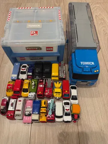 토미카 미니카 세트 약 30대 수납 박스 포함