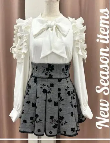 evelyn 플로키 플리츠 SK