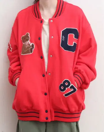 미사용 새상품 차일드우먼 바시티 자켓 곰 아플리케 빨간색
