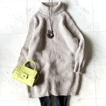 새상품급 폴스미스 알파카 혼방 하이넥 니트 원피스 오트밀