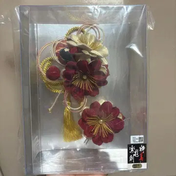 일본 의류 머리 장식 빨간색 금색 꽃 모티브 성인식