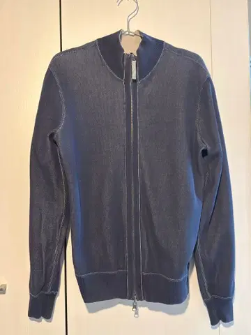 ARMANI JEANS 드라이버 니트 리버서블