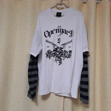 한국 브랜드 그래픽 긴팔 티셔츠