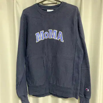 MOMA 챔피언 트레이닝복