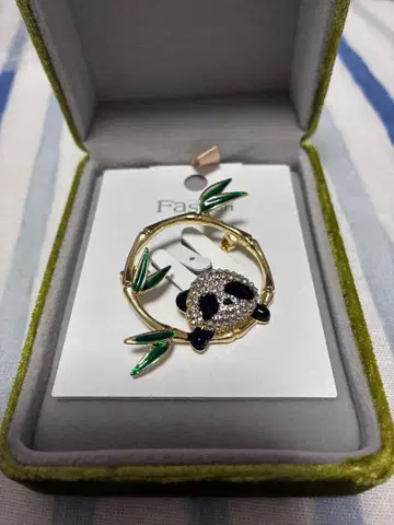 오사카 간사이 만박 중국 파빌리온 브로치