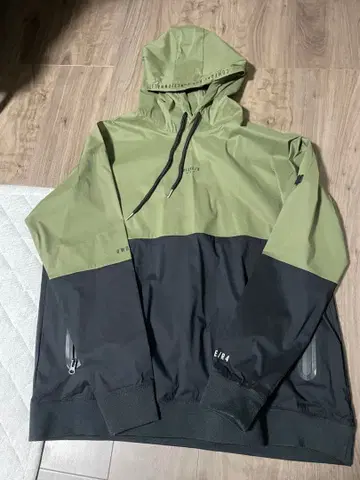 LUXE/R 골프 후드티