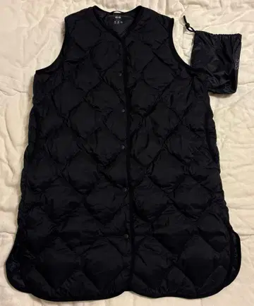 유니클로 울트라 라이트 다운 베스트