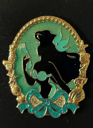 도쿄 디즈니 리조트 아리엘 금 프레임 그린 실루엣 핀 2014년 출시