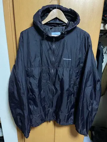 this is never that 마운틴 파카 어두운 크림슨 컬러