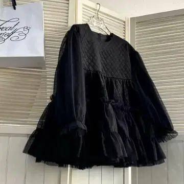 트리트 유어셀프 미니 원피스