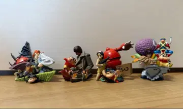 영화 짱구는 못말려 피규어 4개 세트